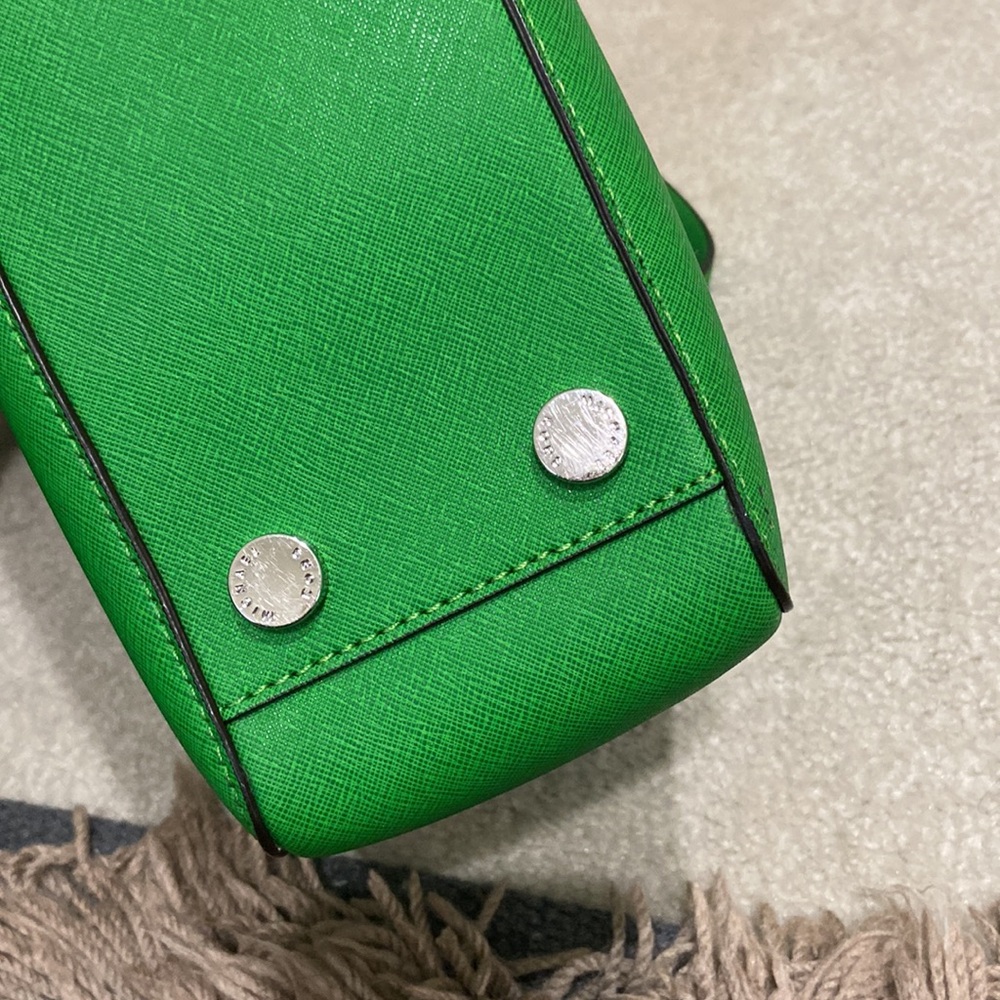 Michael Kors Green Saffiano Leather Satchel Bag - Like New!! - Picture 6 of 6
